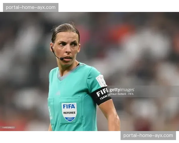 述评：争议判罚频发，法甲裁判水平再度被推上风口浪尖