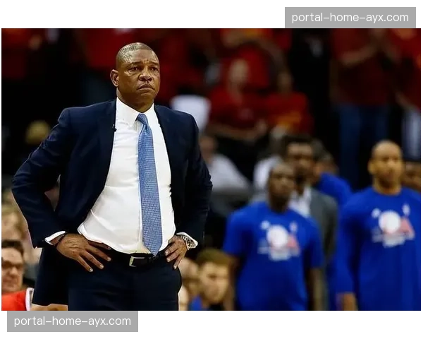 从更衣室到发布会：失利后主帅如何向媒体解释球队的防守策略