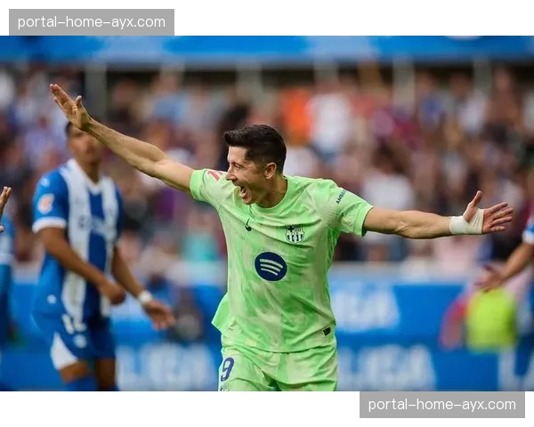 巴萨2-1逆转十人马竞，莱万绝杀助球队七分领跑